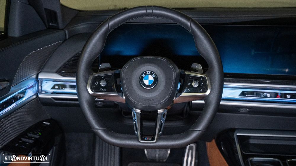 BMW 740 d xDrive Pack Desportivo M Pro - 9