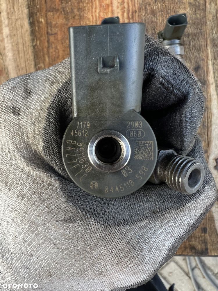 Wtrysk Wtryskiwacz 1.5D BMW MINI B37C15A 8511630 - 2