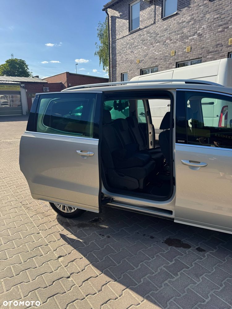 Volkswagen Sharan 2.0 TDI DSG BlueMotion Technology Comfortline - 14