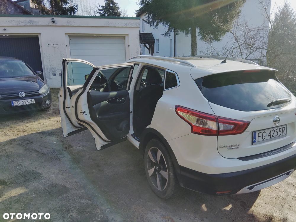 Nissan Qashqai 1.6 DCi N-Connecta EU6 - 16