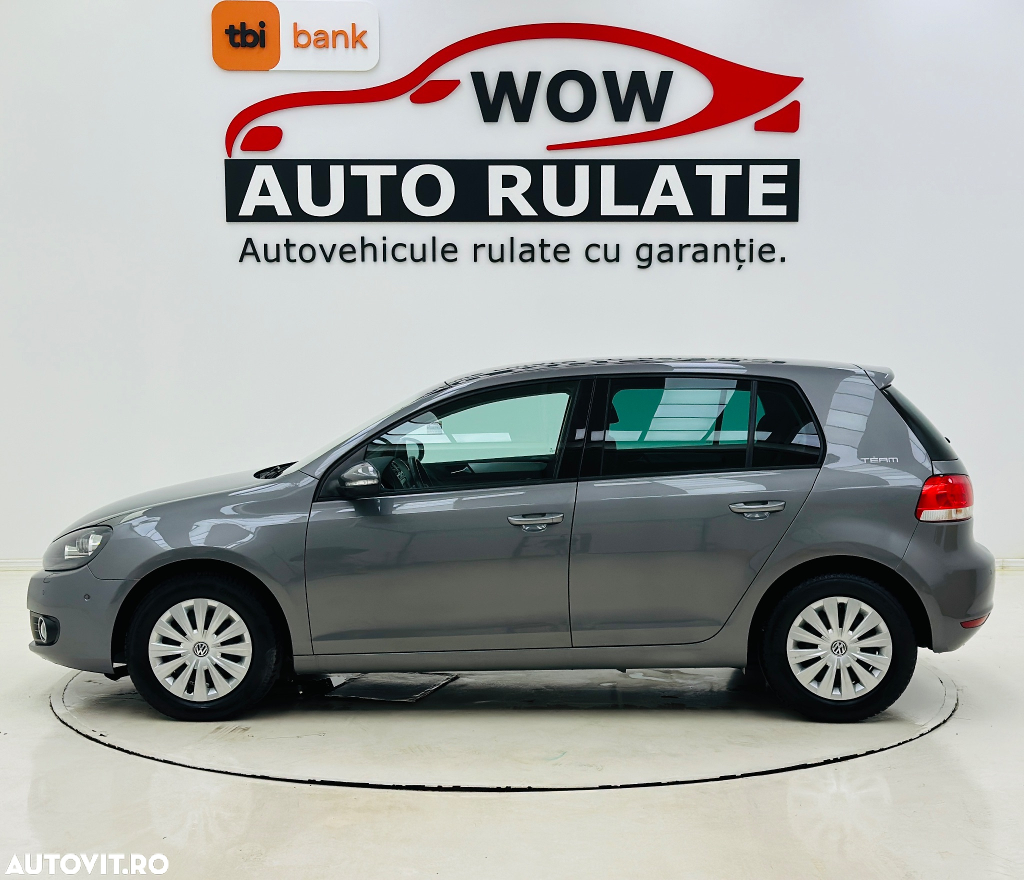 Volkswagen Golf - 10