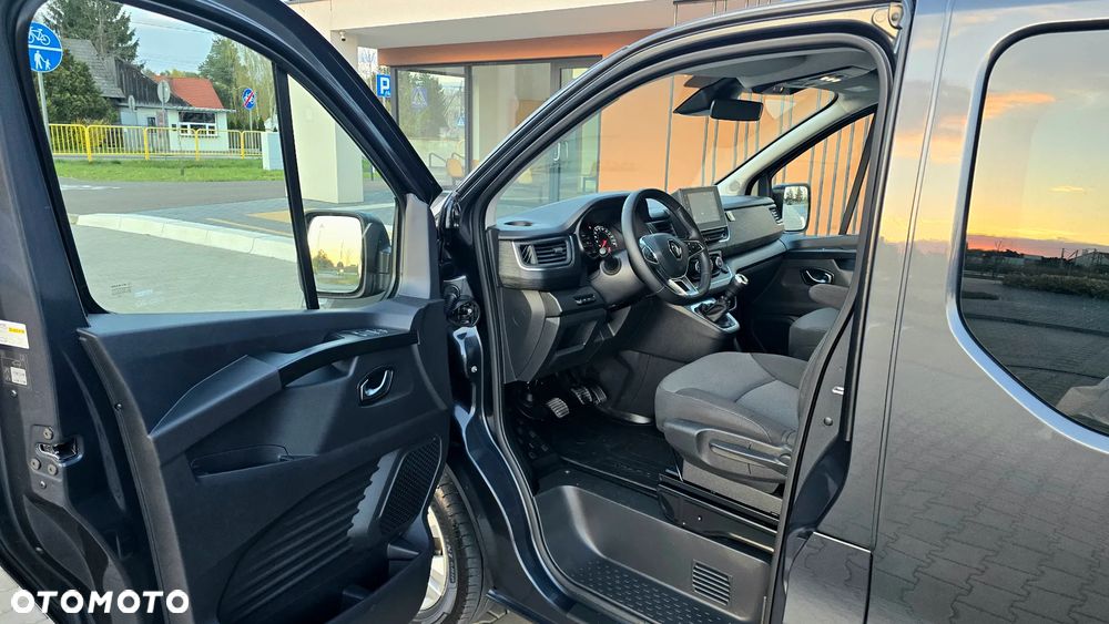 Renault Trafic - 38