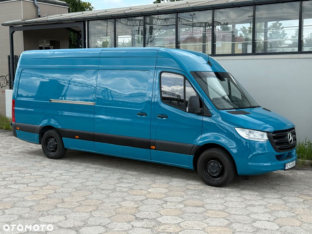 Mercedes-Benz Sprinter - 4