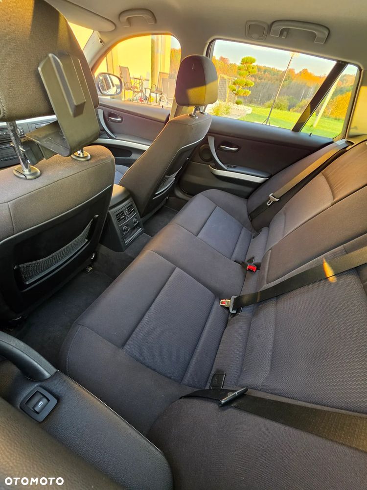 BMW Seria 3 318d - 7
