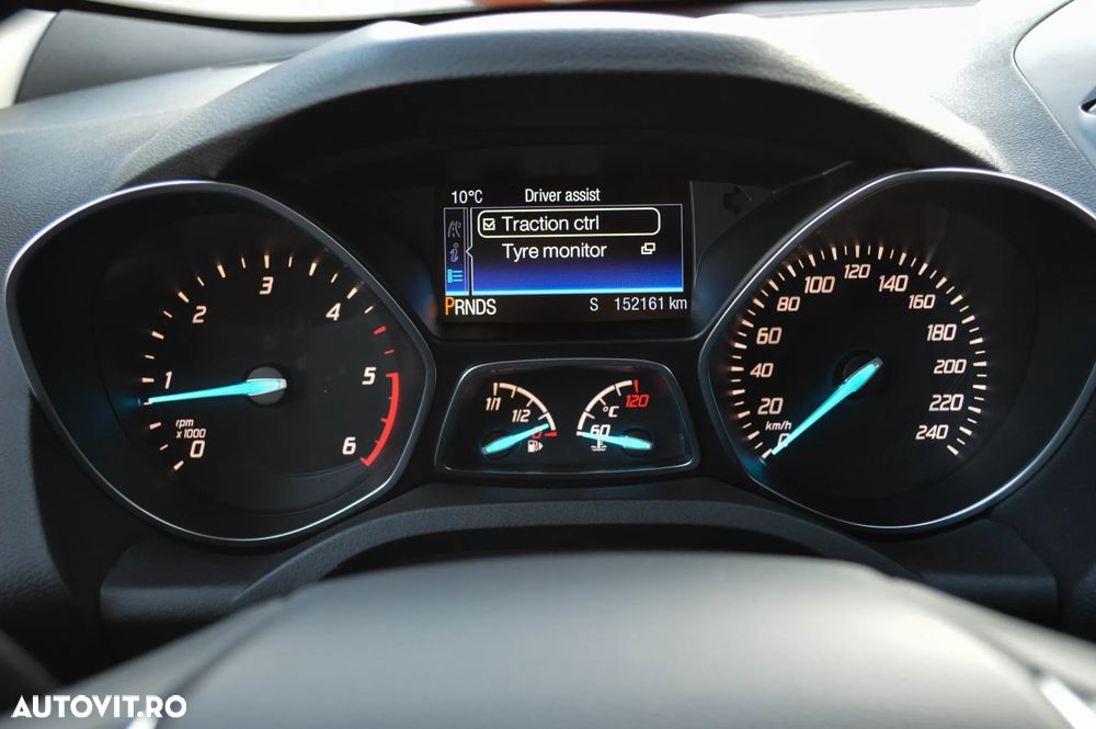 Ford Kuga 2.0 TDCi 4x4 Aut. Titanium - 10