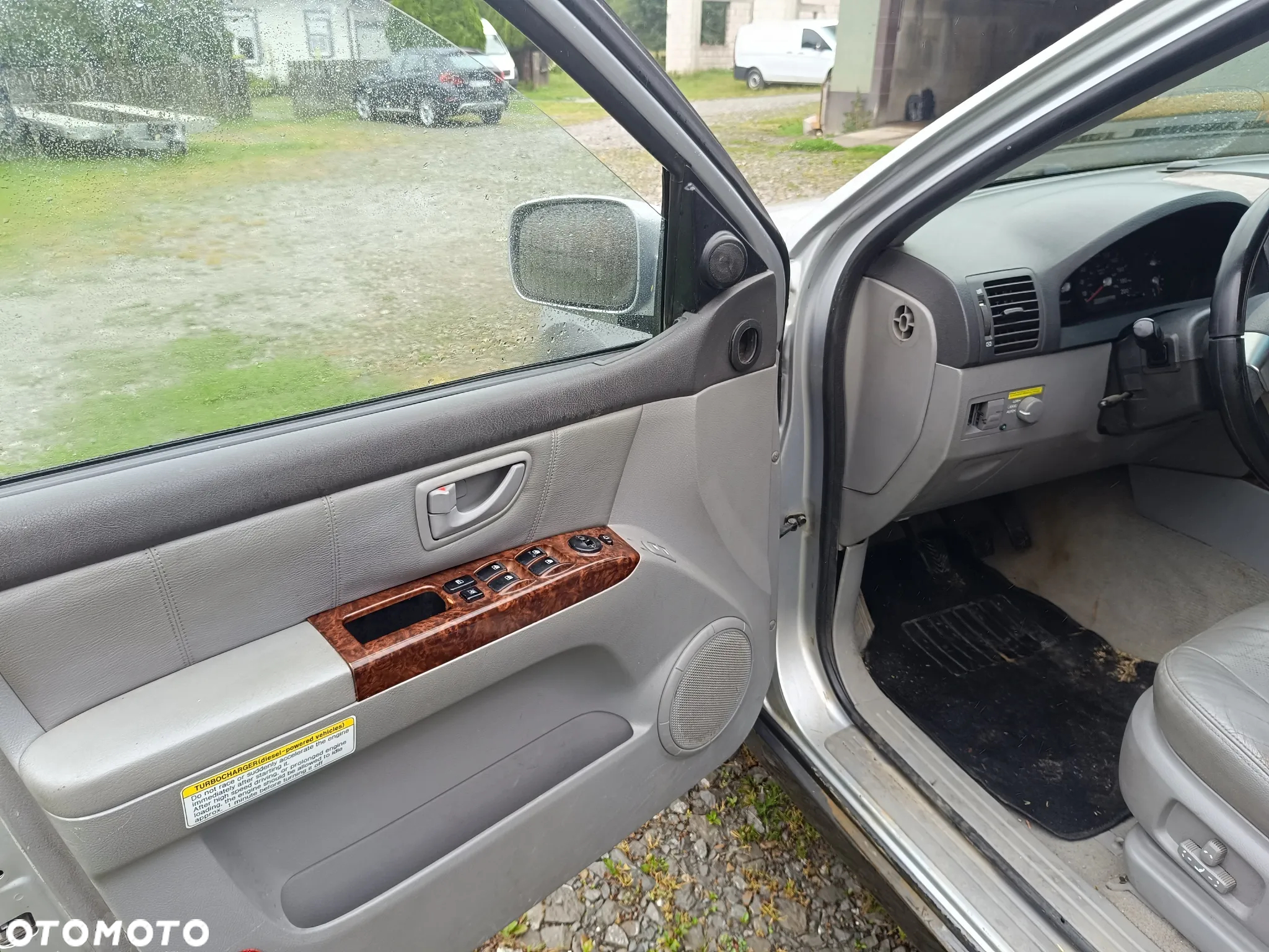 Kia Sorento - 8