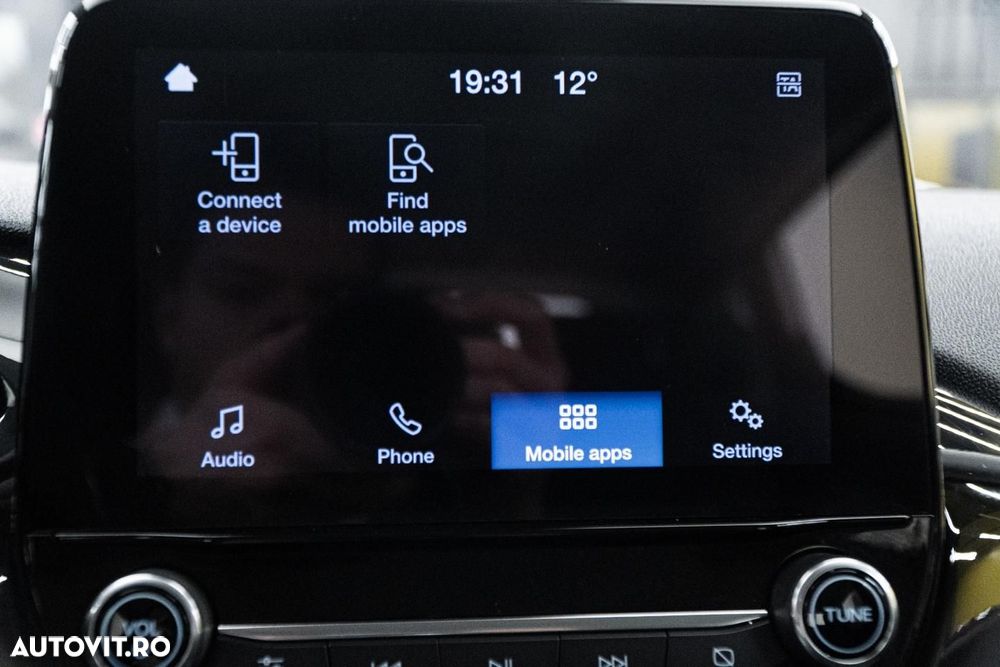 Ford Fiesta 1.1 Trend Connected - 33