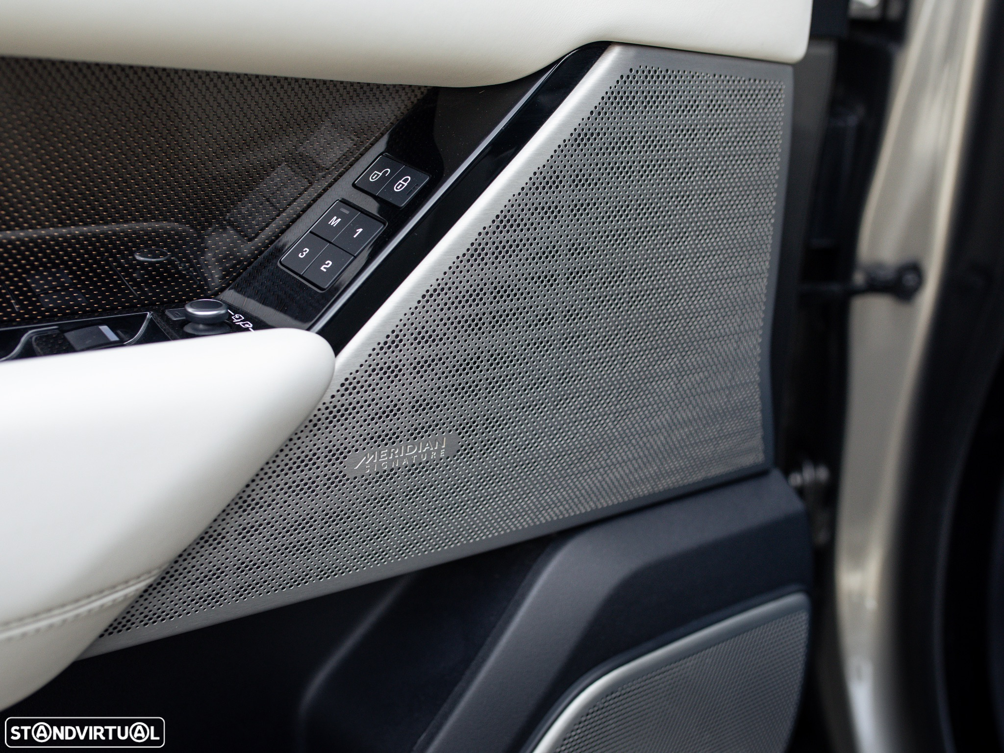 Land Rover Range Rover Velar D300 Dynamic HSE - 34