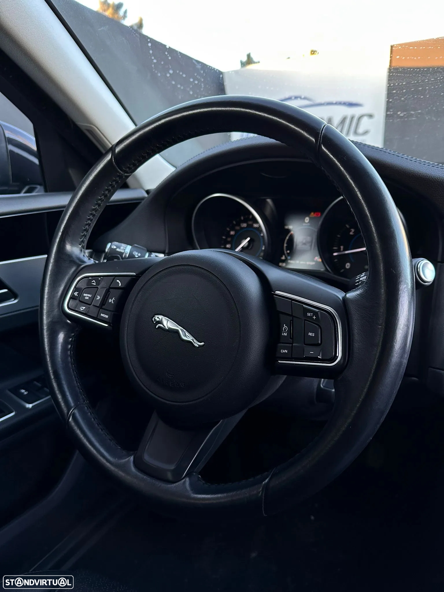 Jaguar XF 2.0 D Pure Aut. - 12