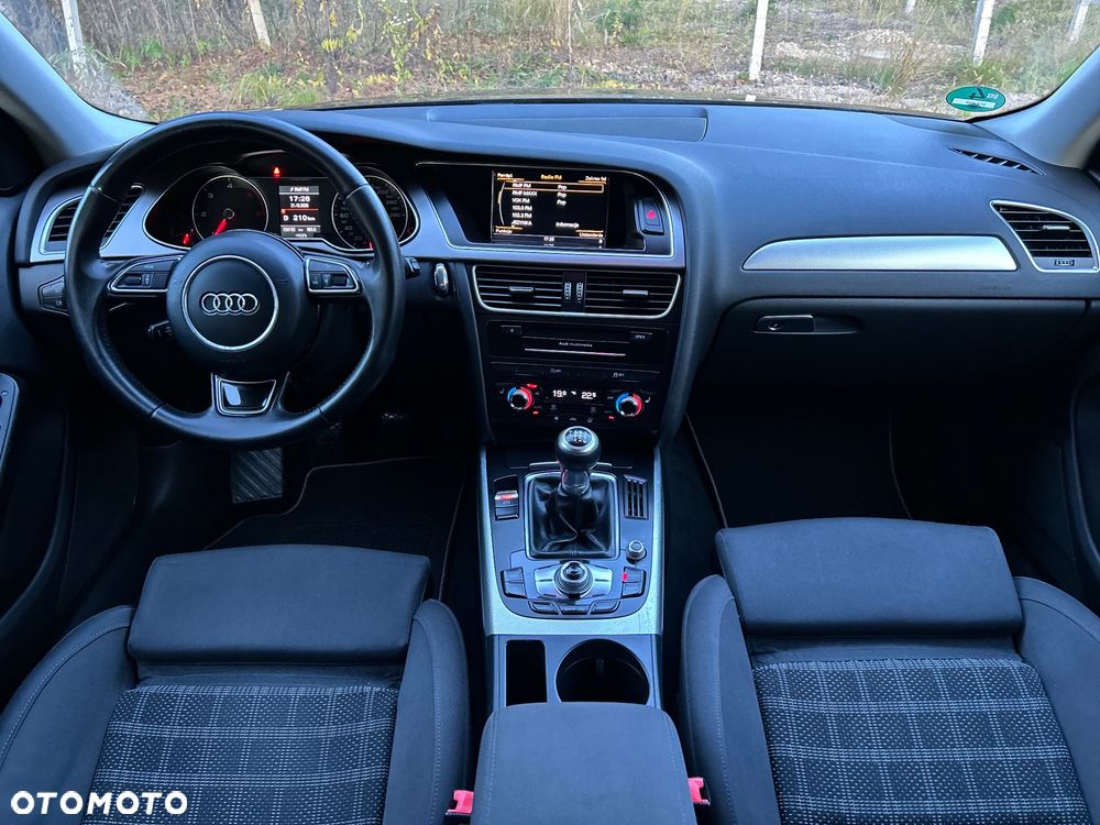 Audi A4 Avant 2.0 TDI DPF Ambition - 23