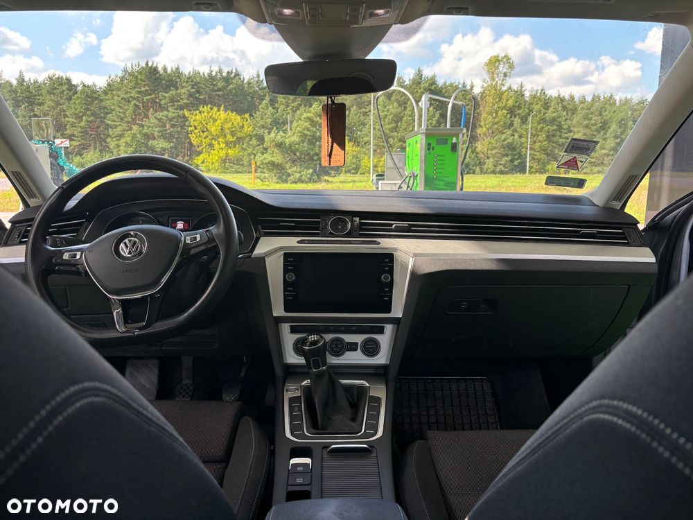 Volkswagen Passat 2.0 TDI BMT Comfortline - 6