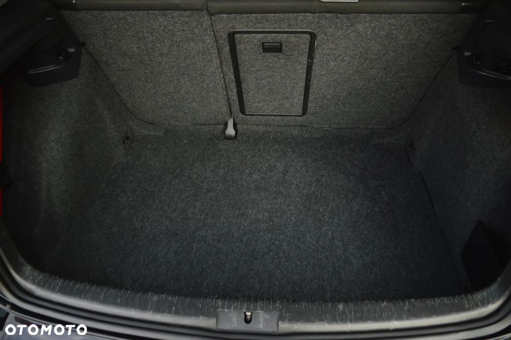 Volkswagen Golf 1.4 TSI BlueMotion Technology Cup - 20