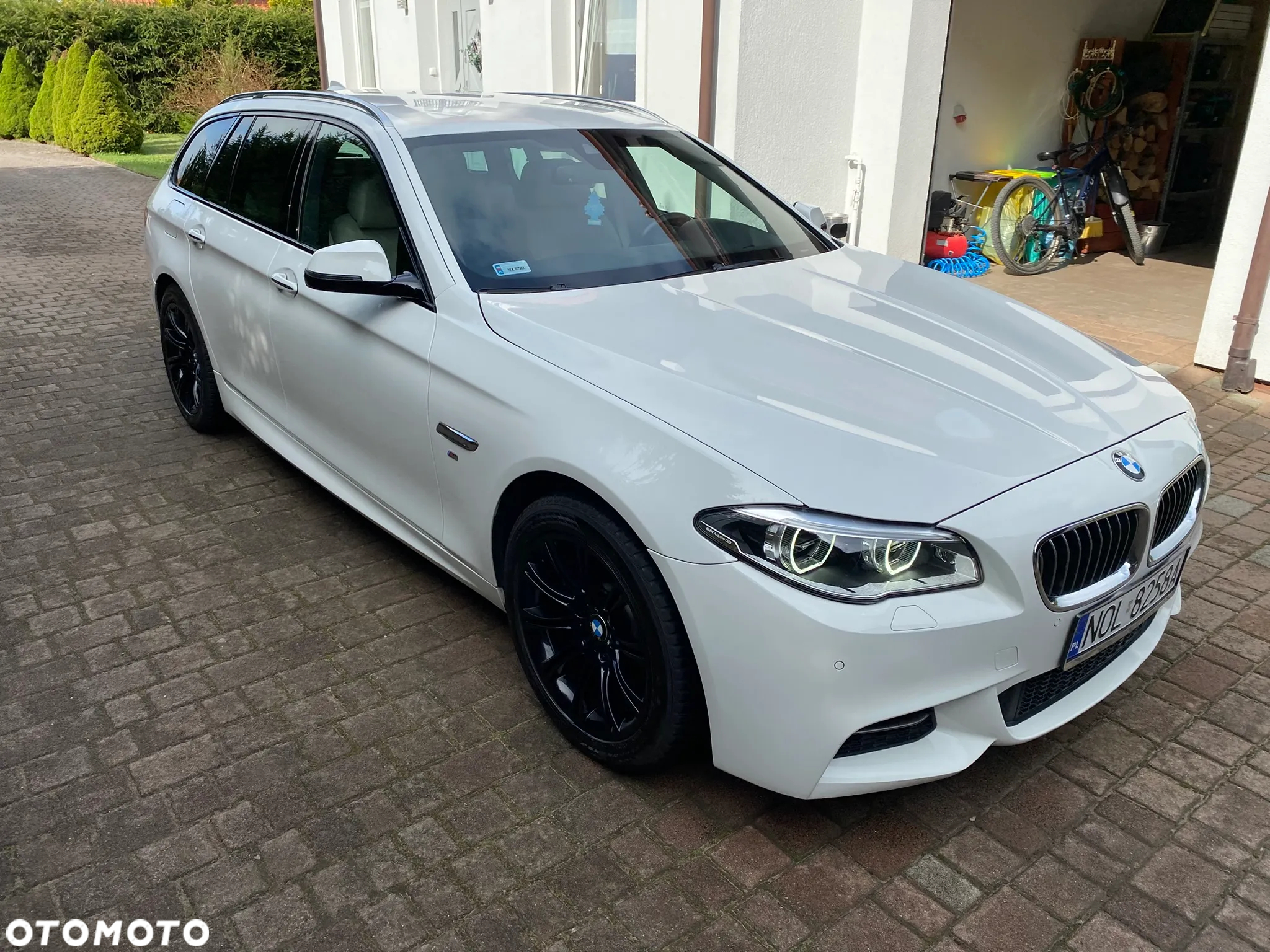 BMW Seria 5 520d xDrive Luxury Line - 34