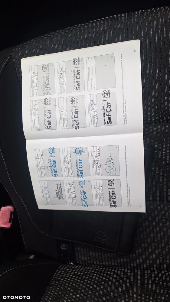 Toyota Auris - 18