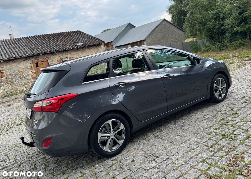 Hyundai i30 blue 1.6 CRDi Classic Navigation - 19