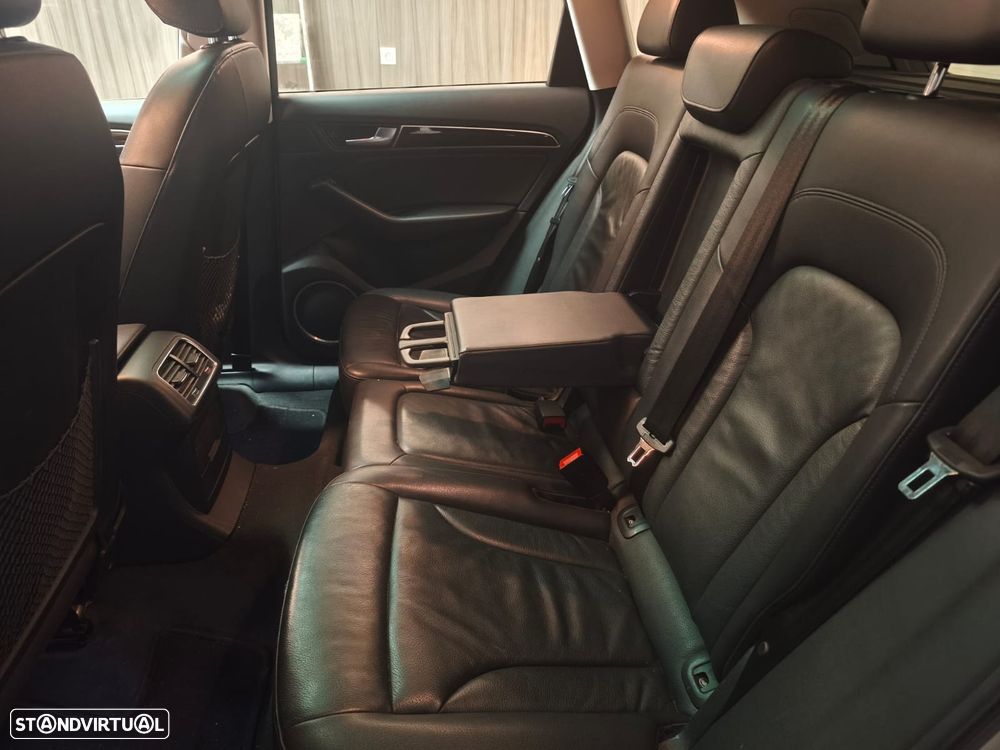 Audi Q5 2.0 TFSI quattro S-line Tiptronic - 16