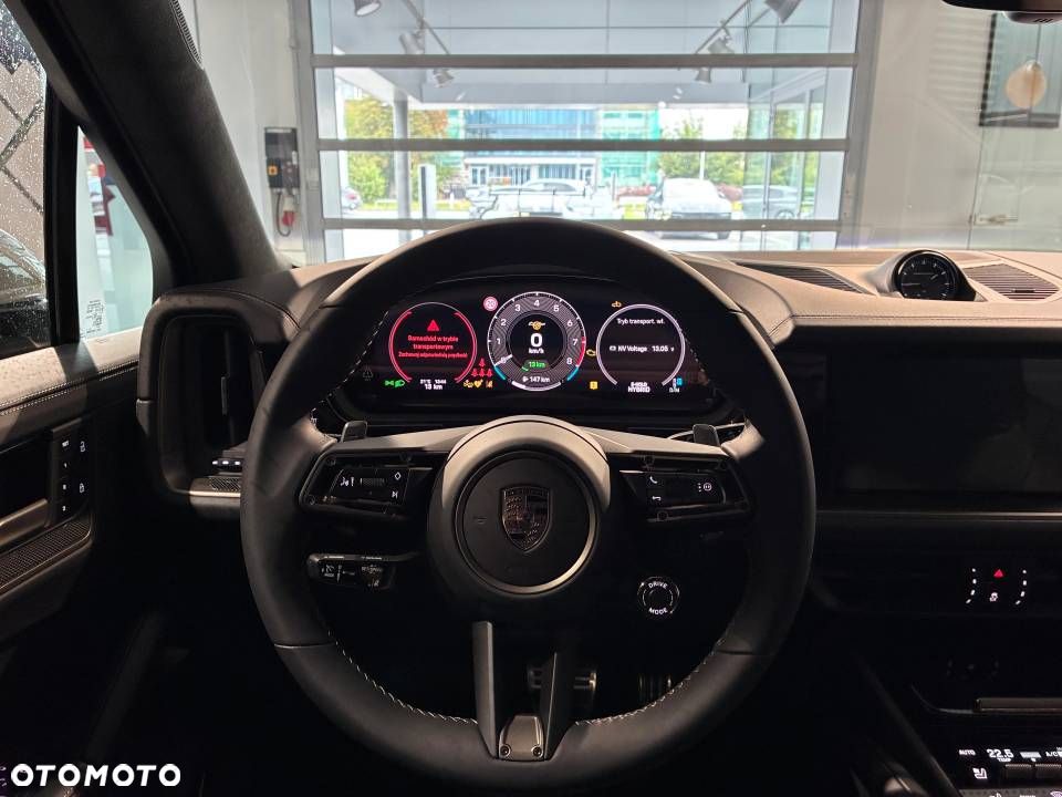 Porsche Cayenne Turbo E-Hybrid PHEV - 17