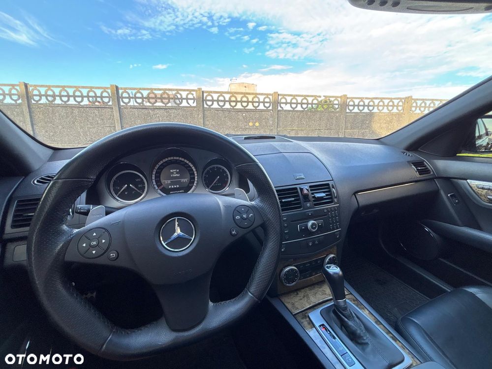 Mercedes-Benz Klasa C - 19