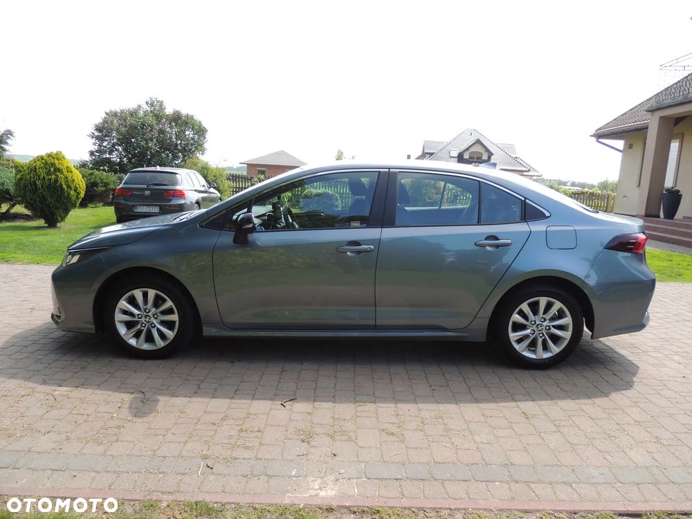 Toyota Corolla 1.8 Hybrid Comfort - 4