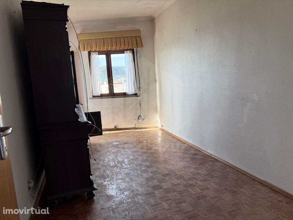 Apartamento T2 com Vista Mar no Centro de Sesimbra - Grande imagem: 5/14