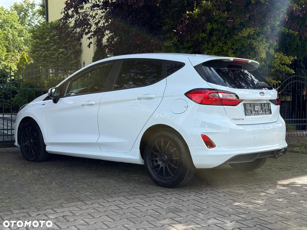 Ford Fiesta - 12