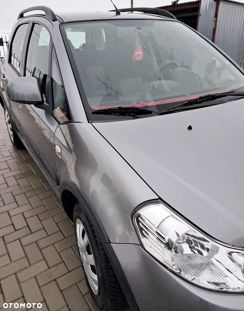 Suzuki SX4 - 8