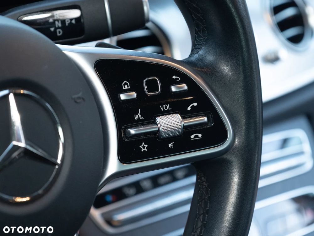 Mercedes-Benz Klasa E 220 d 4-Matic Business Edition 9G-TRONIC - 12