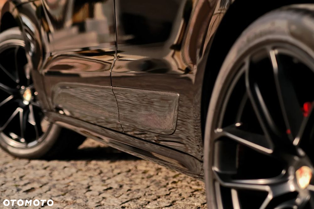 Porsche Macan - 13