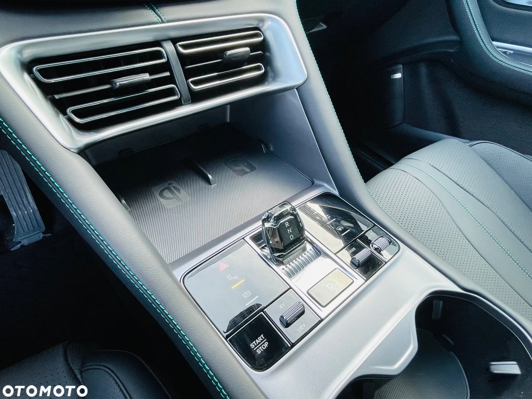 BYD Seal U - 12