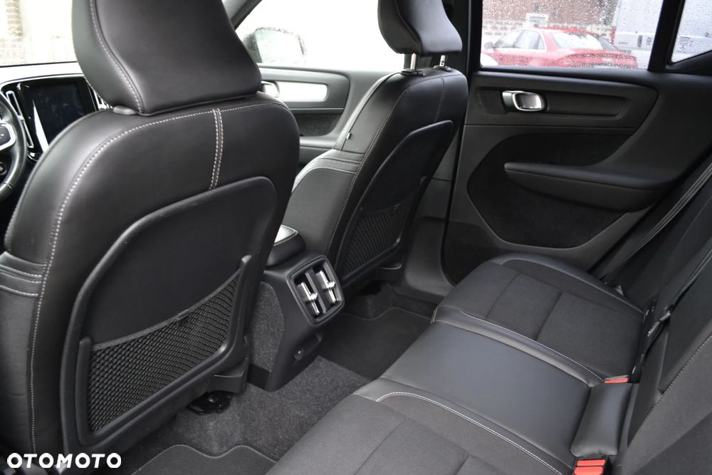 Volvo XC 40 D3 Geartronic Momentum - 11