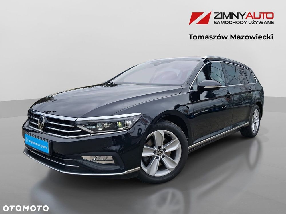 Volkswagen Passat - 1