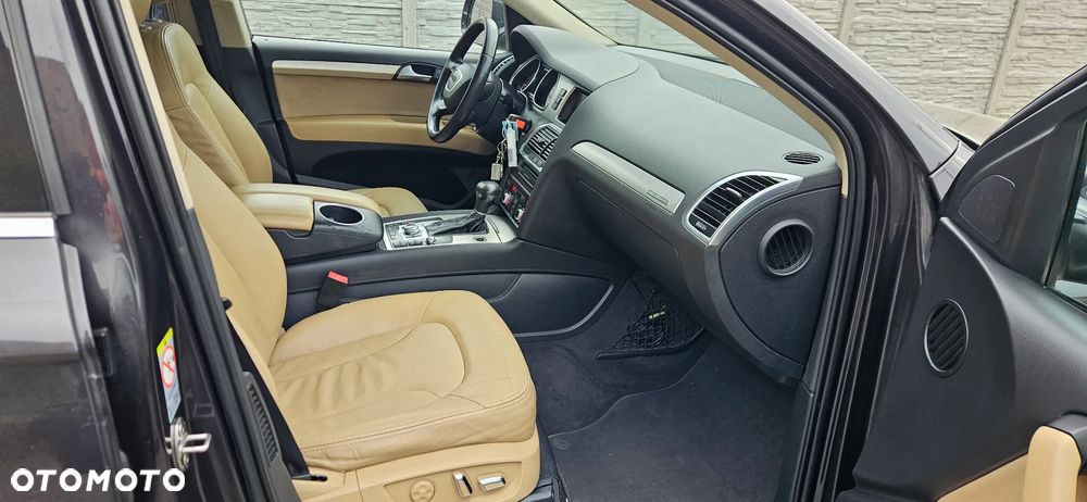 Audi Q7 3.0 TDI DPF clean diesel Quattro Tiptronic - 22