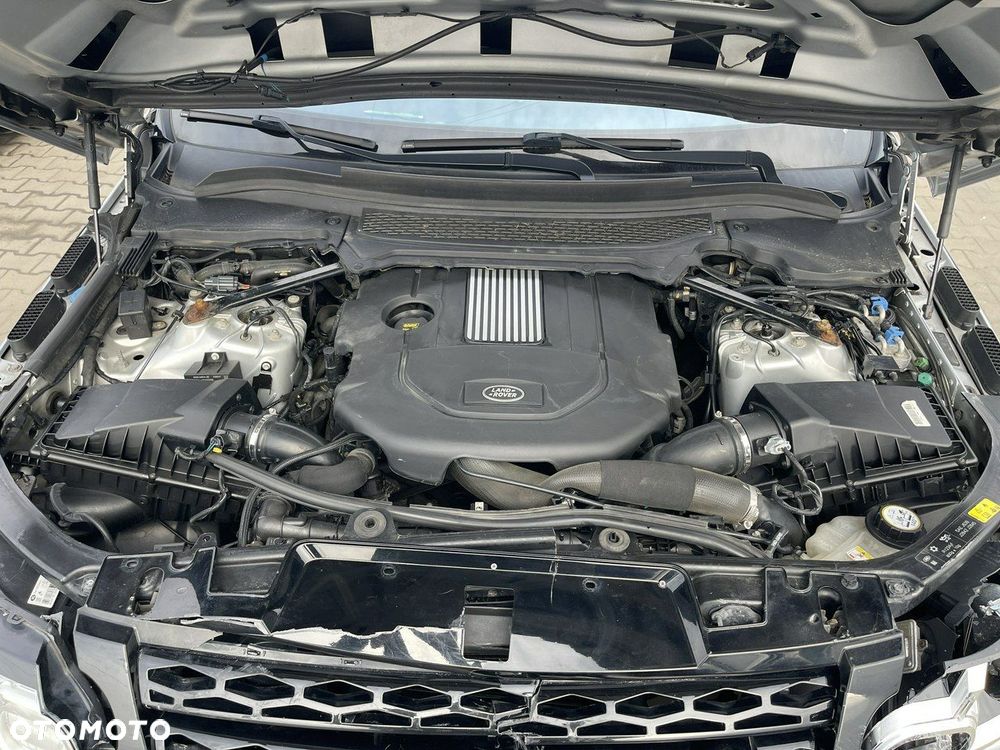 Land Rover Range Rover Sport D300 (SDV6) HSE Dynamic - 16