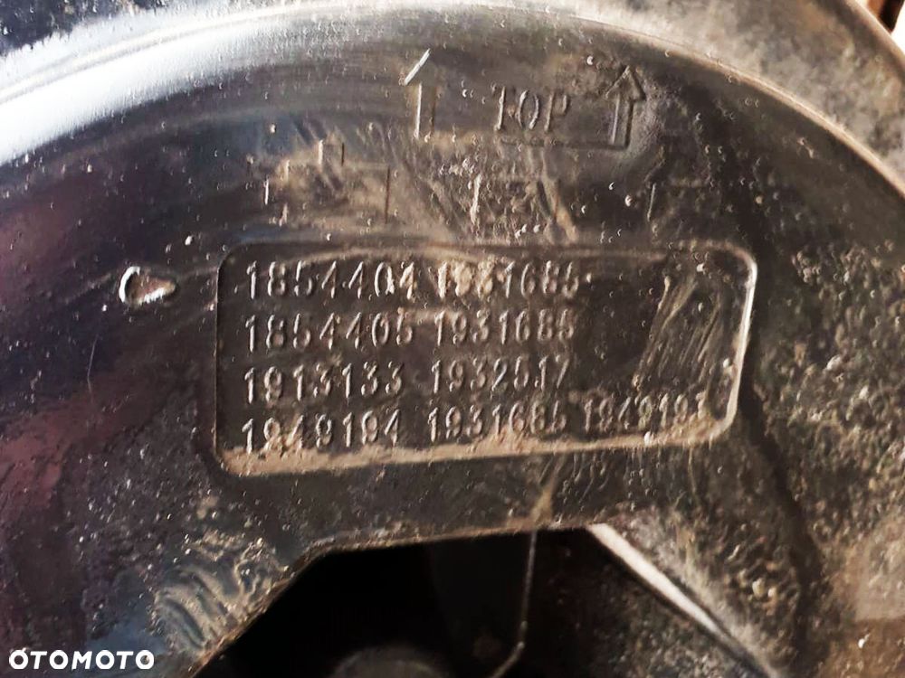 OBUDOWA FILTRA POWIETRZA DAF XF 105 - 4