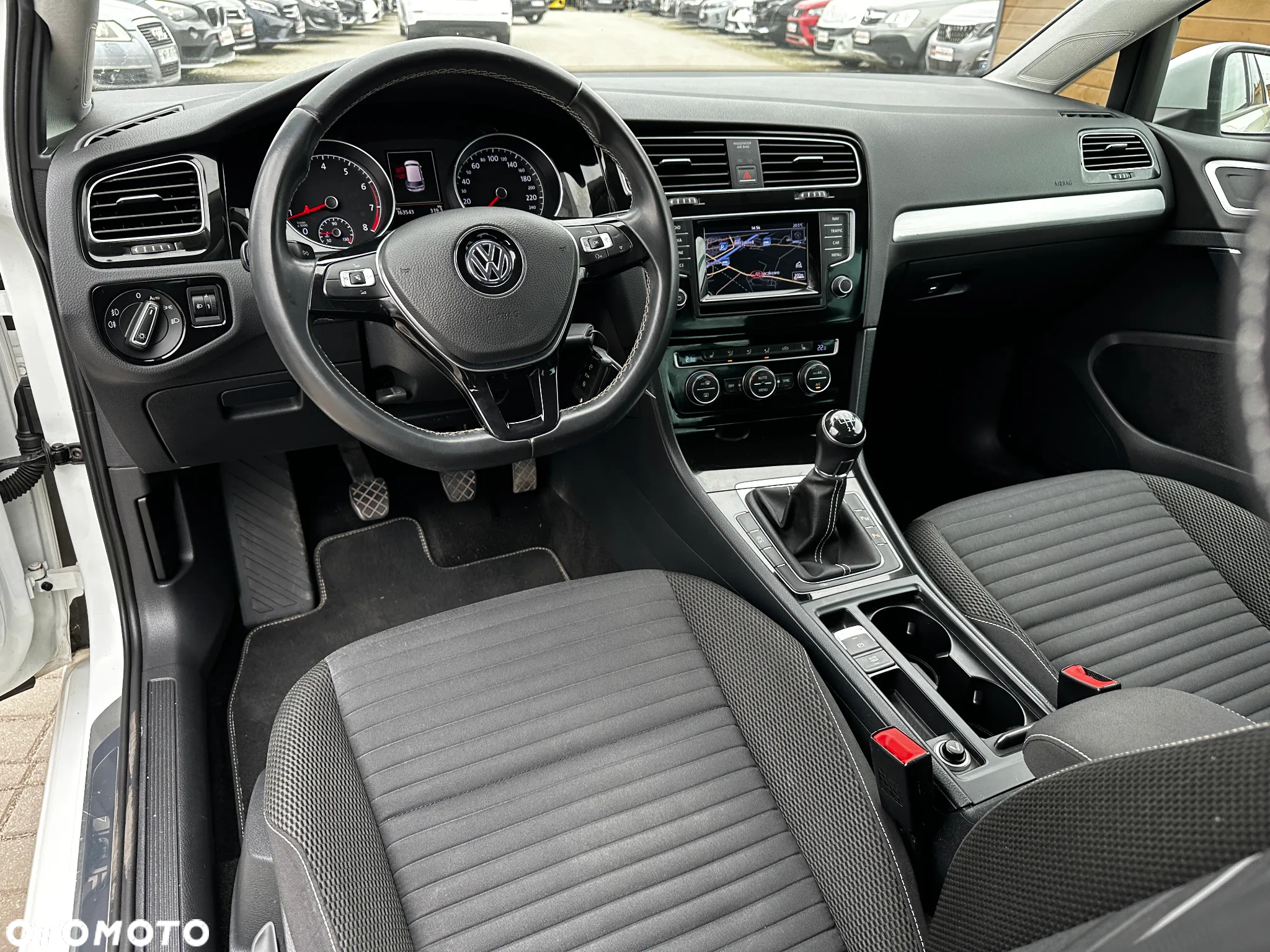 Volkswagen Golf - 7
