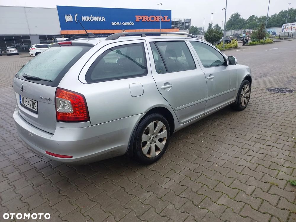 Skoda Octavia 2.0 TDI Ambiente - 28