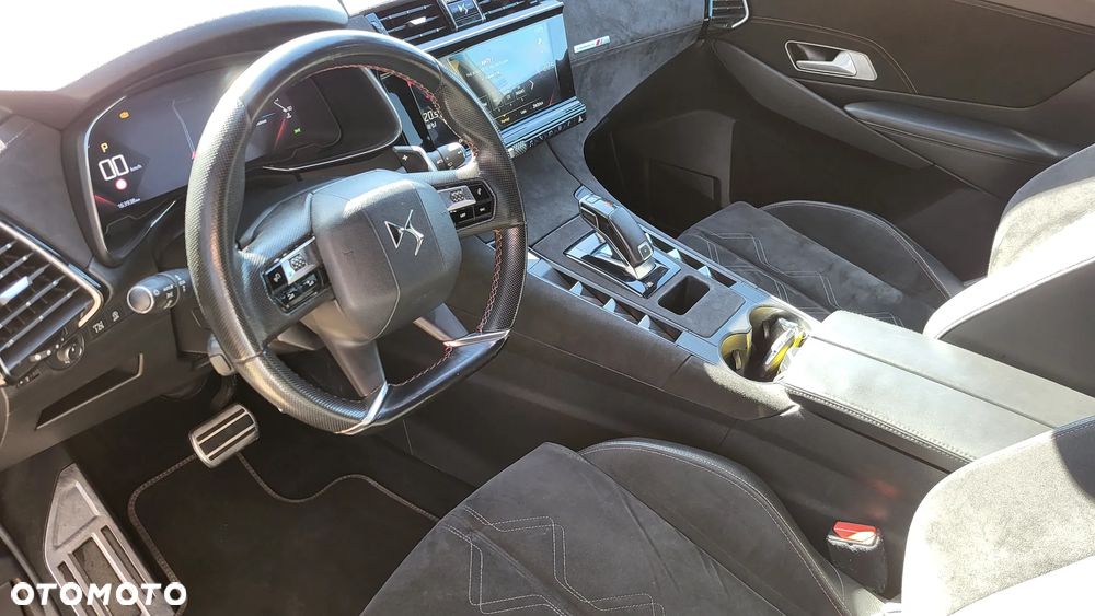 DS Automobiles DS 7 Crossback 2.0 BlueHDi Performance Line + - 9