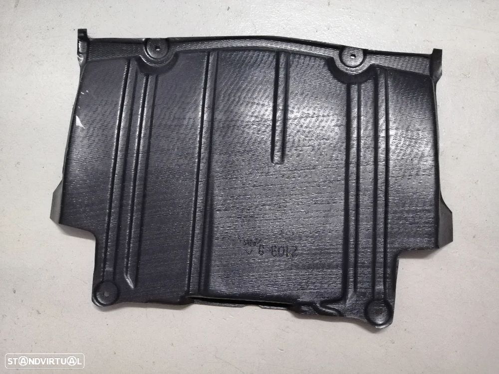 Resguardo motor Mercedes 190 W201 (novo) - 1