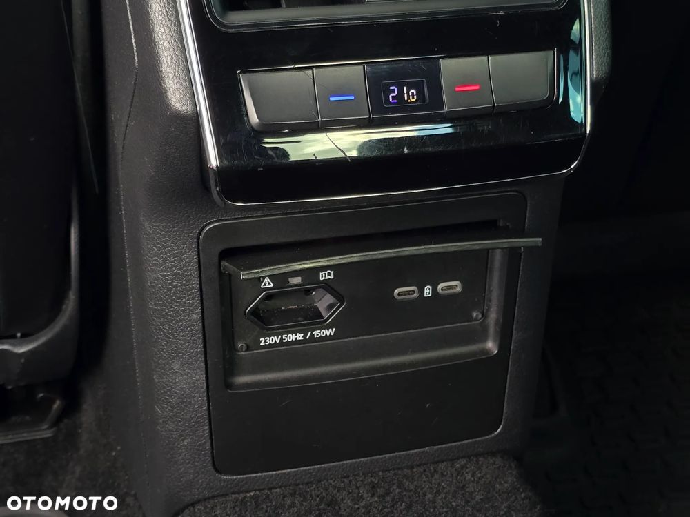 Skoda Superb 2.0 TDI SCR Sportline DSG - 36