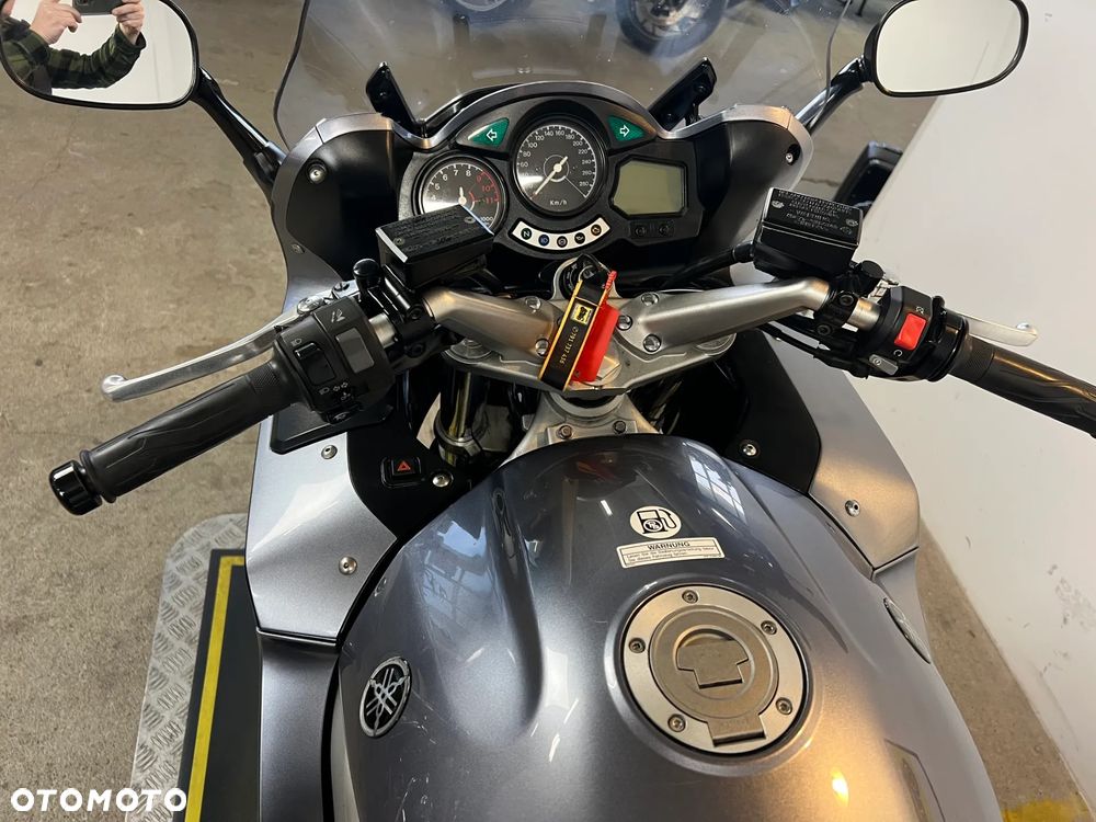 Yamaha FJR - 31