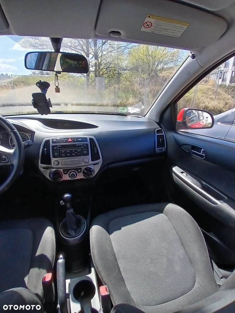 Hyundai i20 - 15