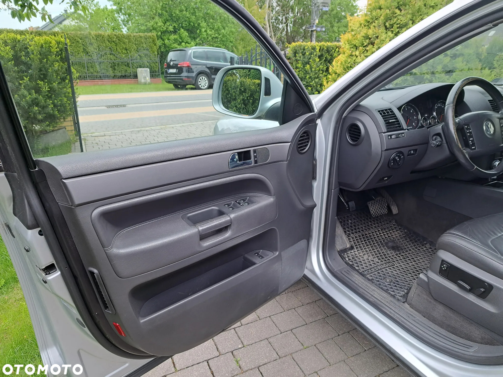 Volkswagen Touareg - 5