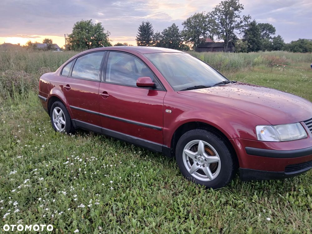 Volkswagen Passat 1.8 Comfortline - 7