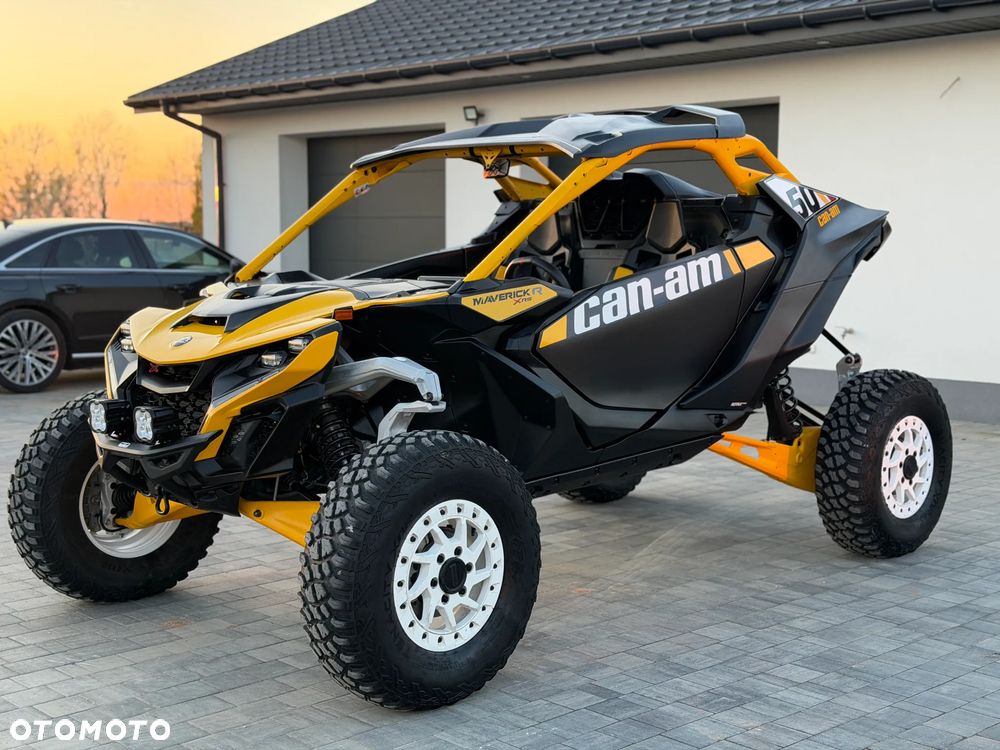Can-Am Maverick - 16