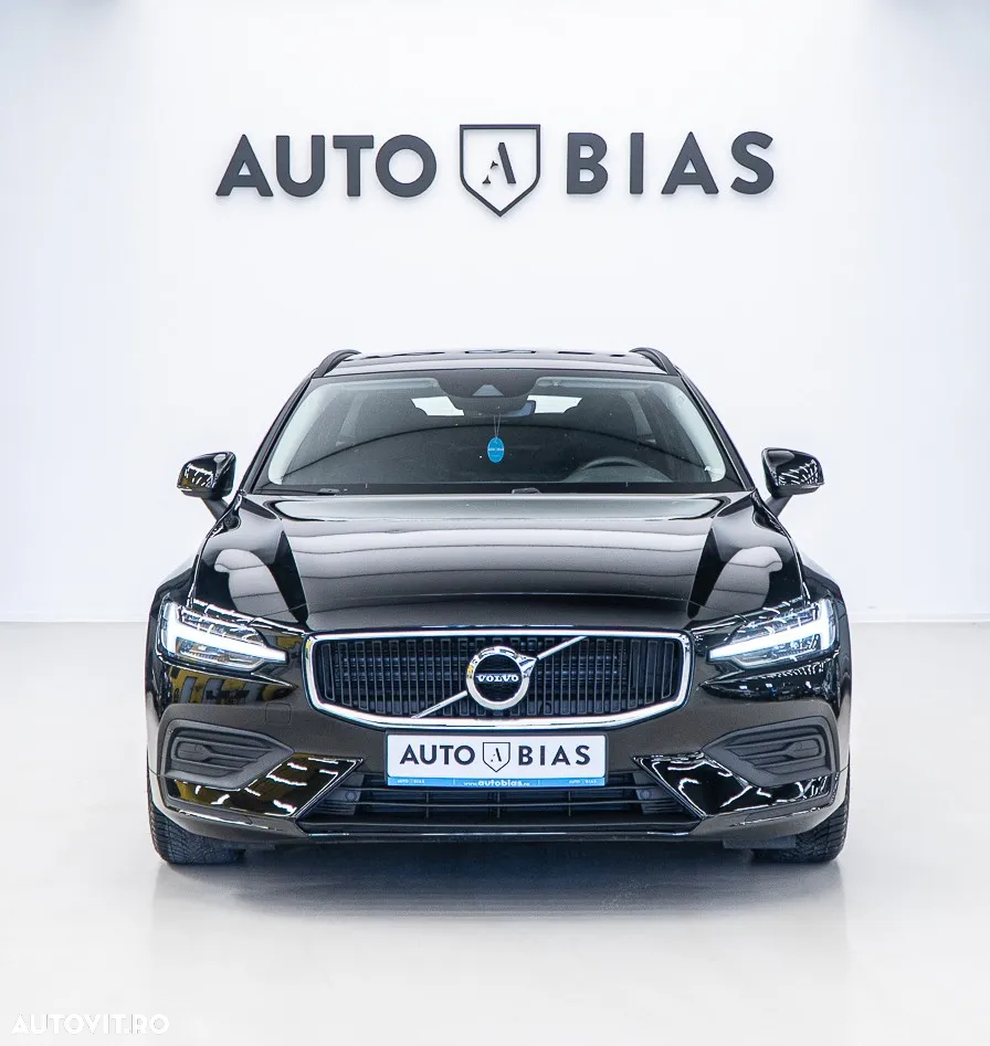 Volvo V60 B4 MHEV AT8 FWD Momentum - 23