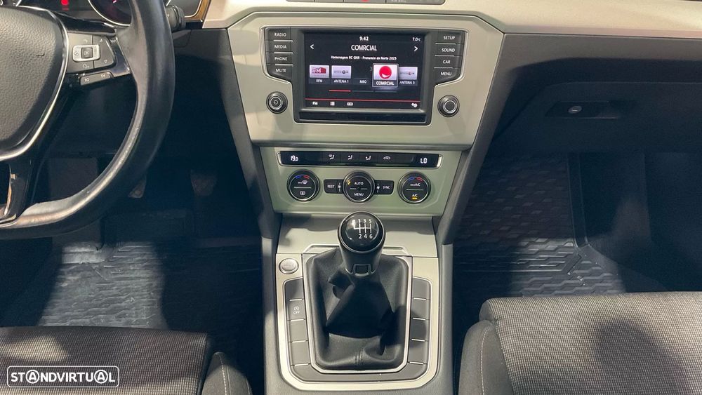 VW Passat 2.0 TDI Confortline - 7