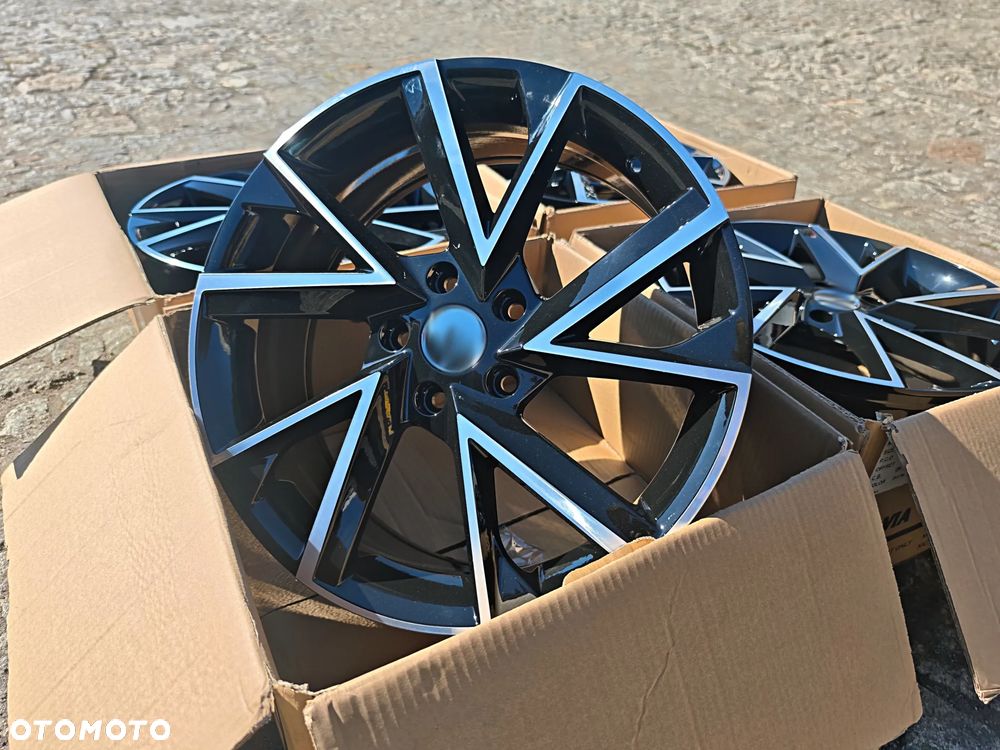 Felgi 5X114,3 7,5J 18 ET45 Hyundai I30 I40 KIA Stinger CEED PROCEED Mazda 3 6 CX30 - 6