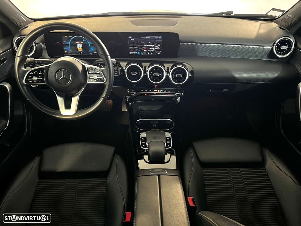 Mercedes-Benz A 200 d 8G-DCT Progressive - 3
