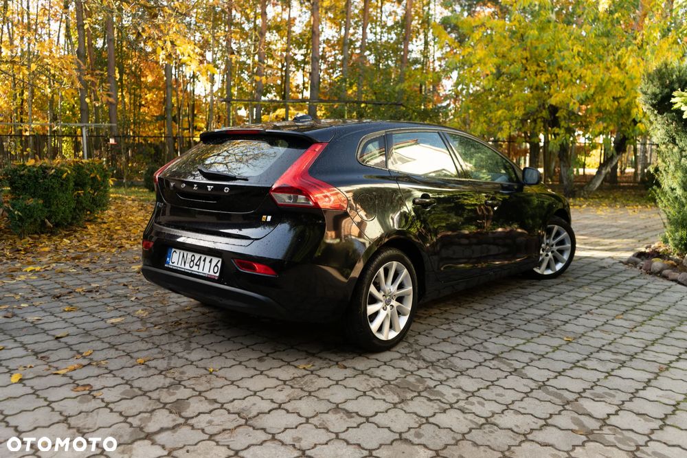 Volvo V40 D2 Momentum - 6