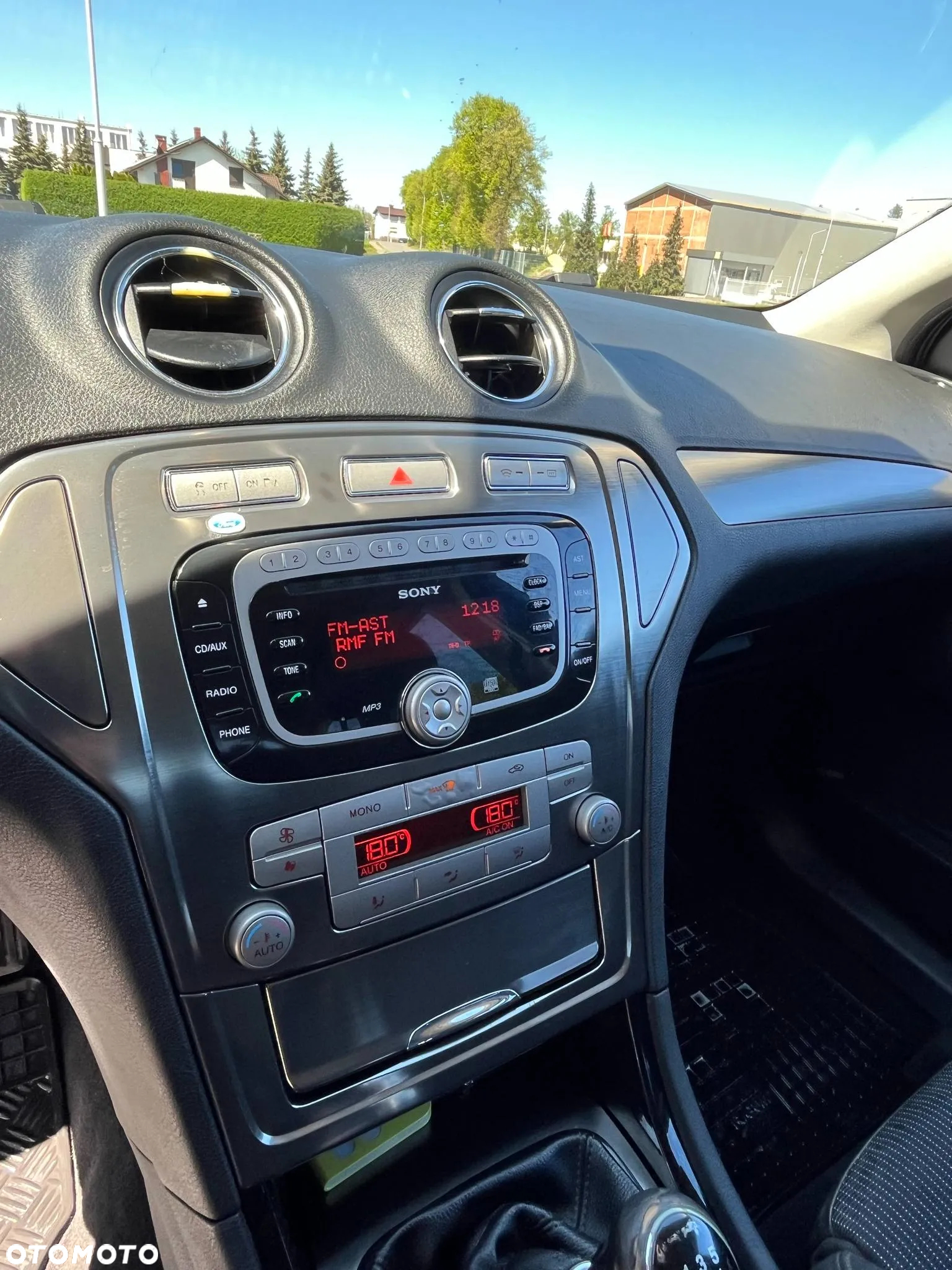 Ford Mondeo 2.0 TDCi Ghia X - 7